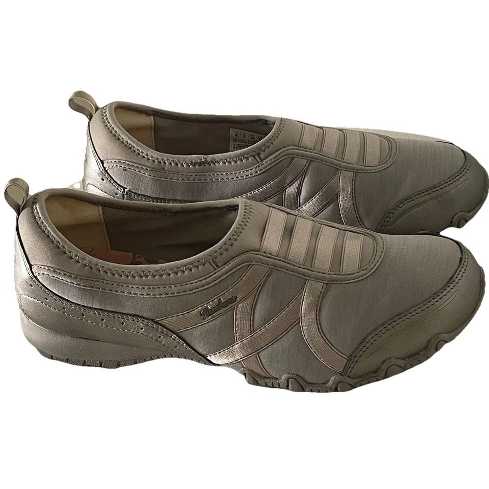 Skechers Relaxed Fit Slip On Taupe Memory Foam Sneakers Women's Size 8 EU 38